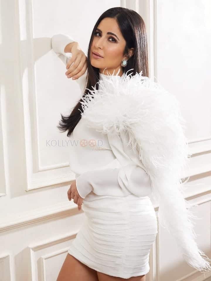 Merry Christmas Actress Katrina Kaif Pictures 01