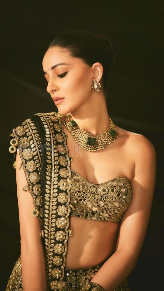 Modern Beauty Ananya Panday in an Embroidered Black Lehenga with a Bandeau Blouse Pictures 02