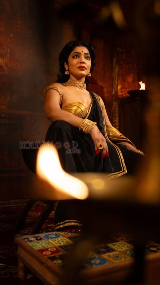 Mollywood Actress Rima Kallingal as Rani of Mahabali Vindhyavali Photoshoot Pictures 01