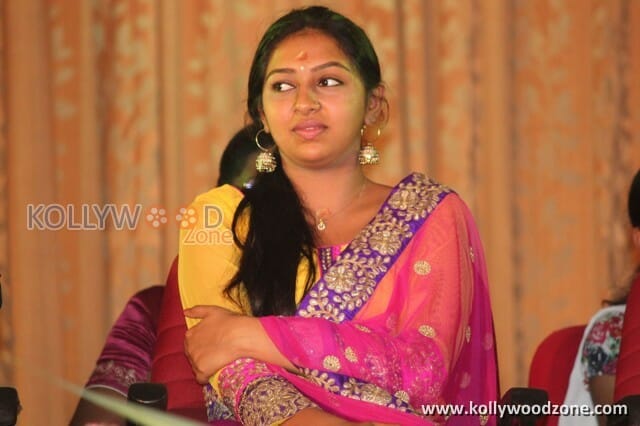 Pandiya Nadu Heroine Lakshmi Menon Photos