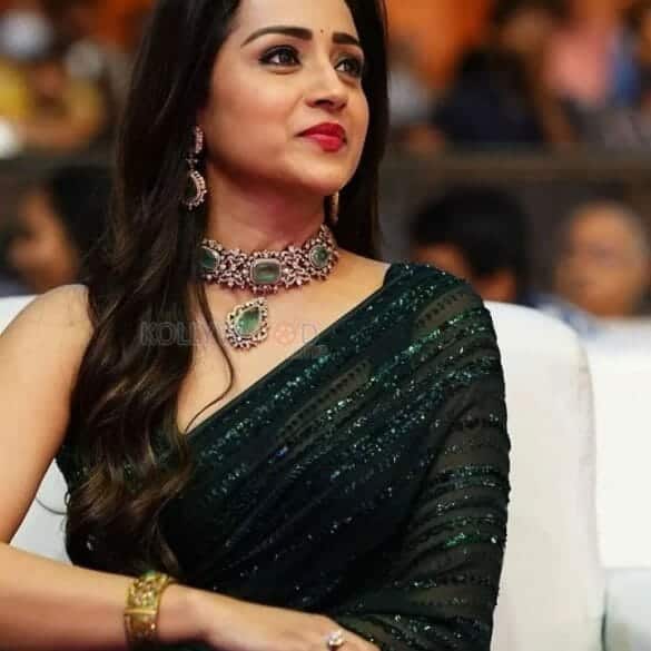 Exclusive Making Teaser Of Trisha Krishnan’s The Road Is Out!