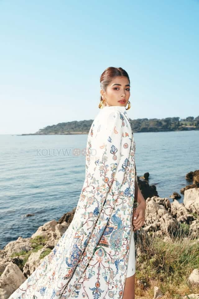 Pooja Hegde at Cannes 2022 Pictures 06