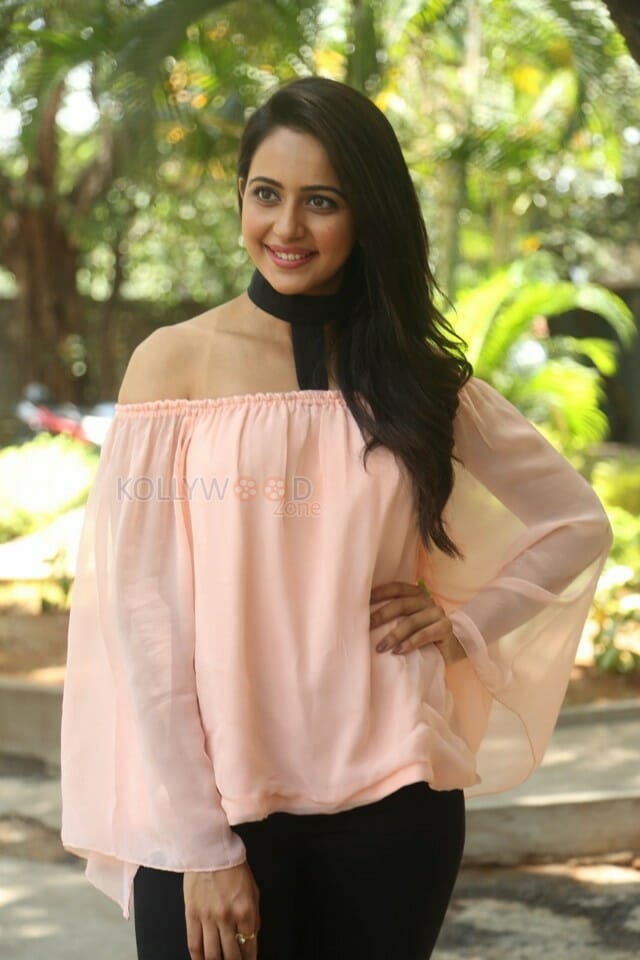 Pretty Actress Rakul Preet Singh Photo Shoot Pictures