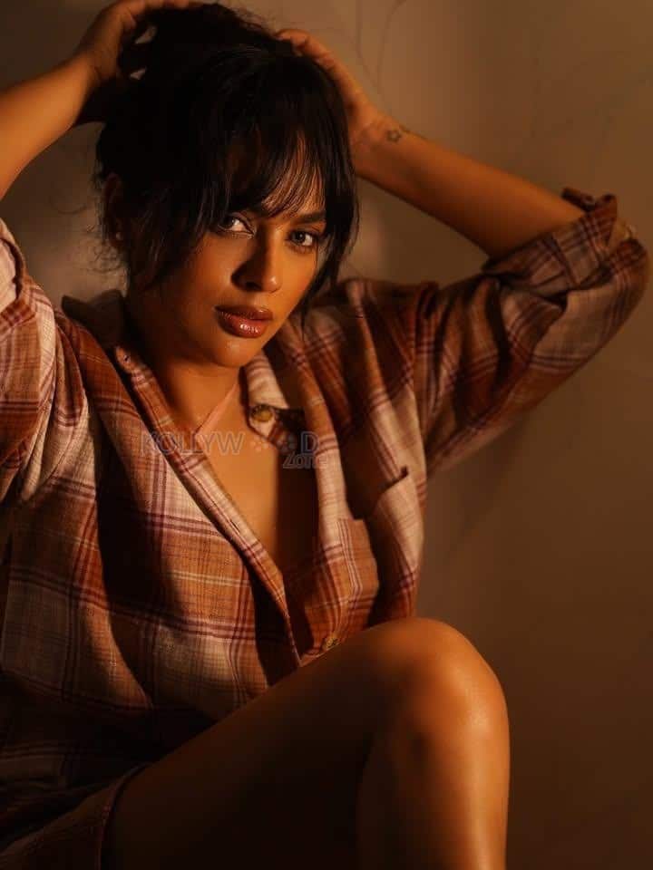 Pretty Nandita Swetha in a Brown Oversized Unbuttoned Shirt with a Nude Bra Photos 03