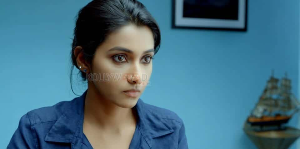 Priya Bhavani Shankar in Blood Money Movie Stills 02