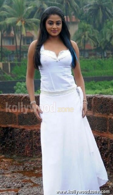Priyamani Hot New Pictures