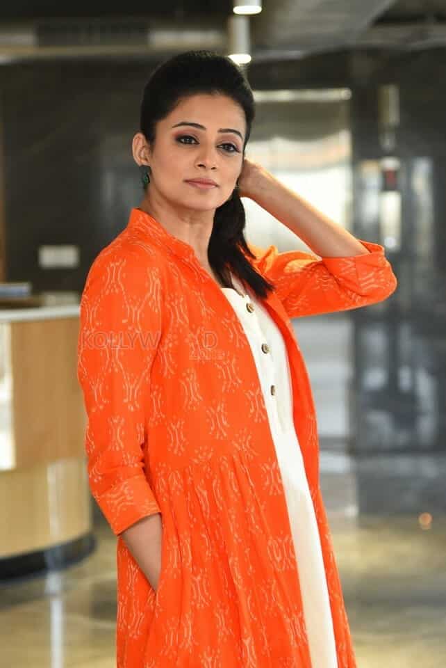 Priyamani at Bhama Kalapam Movie Interview Pictures 38