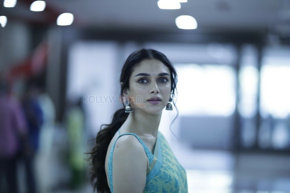 Psycho Movie Heroine Aditi Rao Hydari Pictures