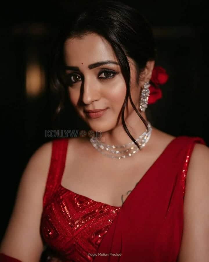 Ram Part 1 Actress Trisha Krishnan in Red Dress Pictures 05