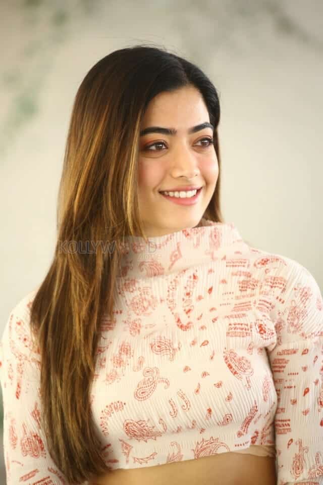 Rashmika Mandanna at Aadavallu Meeku Johaarlu Movie Interview Pictures 01