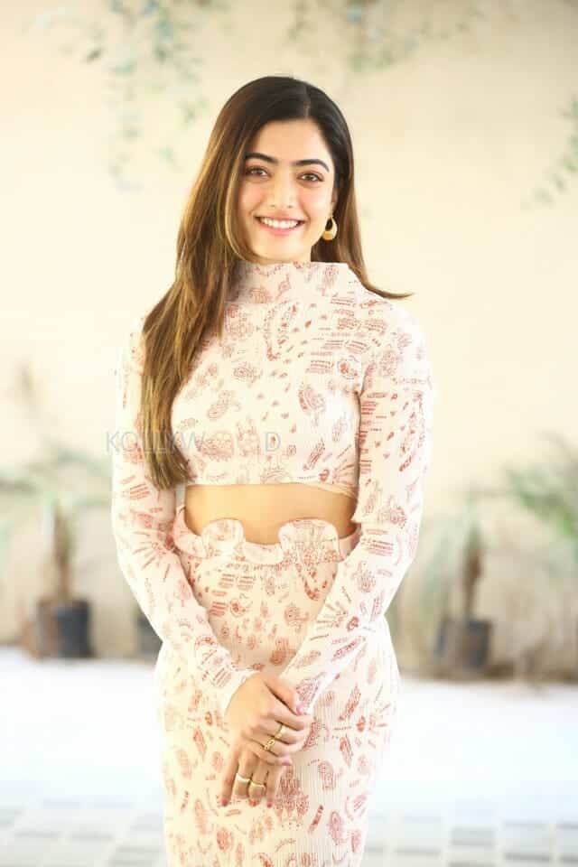 Rashmika Mandanna at Aadavallu Meeku Johaarlu Movie Interview Pictures 07