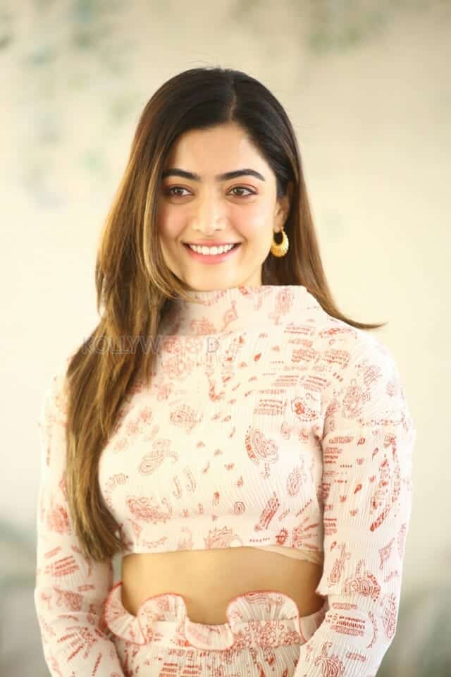 Rashmika Mandanna at Aadavallu Meeku Johaarlu Movie Interview Pictures 08