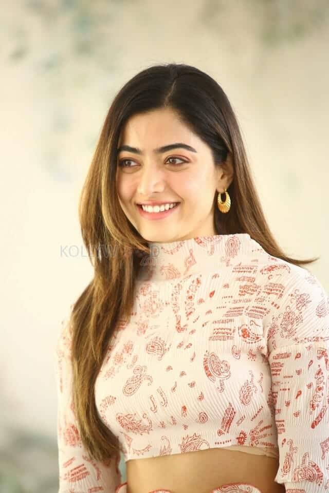 Rashmika Mandanna at Aadavallu Meeku Johaarlu Movie Interview Pictures 11