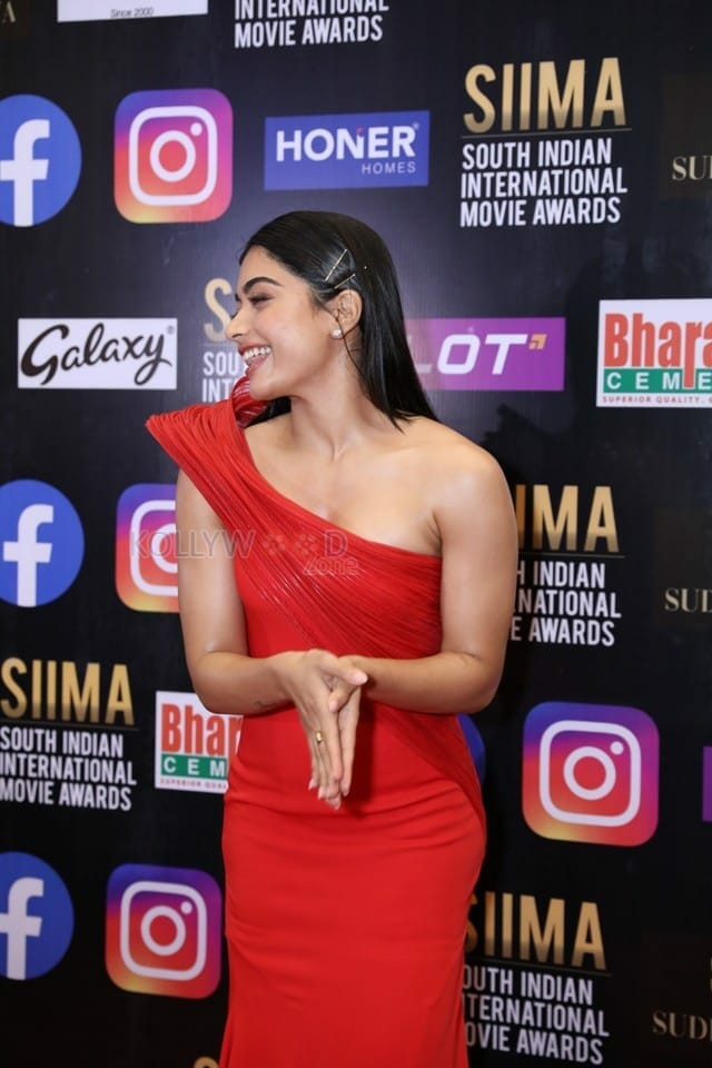 Rashmika Mandanna at SIIMA Awards 2021 Day 2 Photos 10