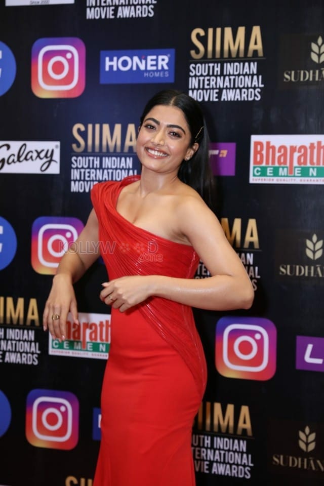 Rashmika Mandanna at SIIMA Awards 2021 Day 2 Photos 13