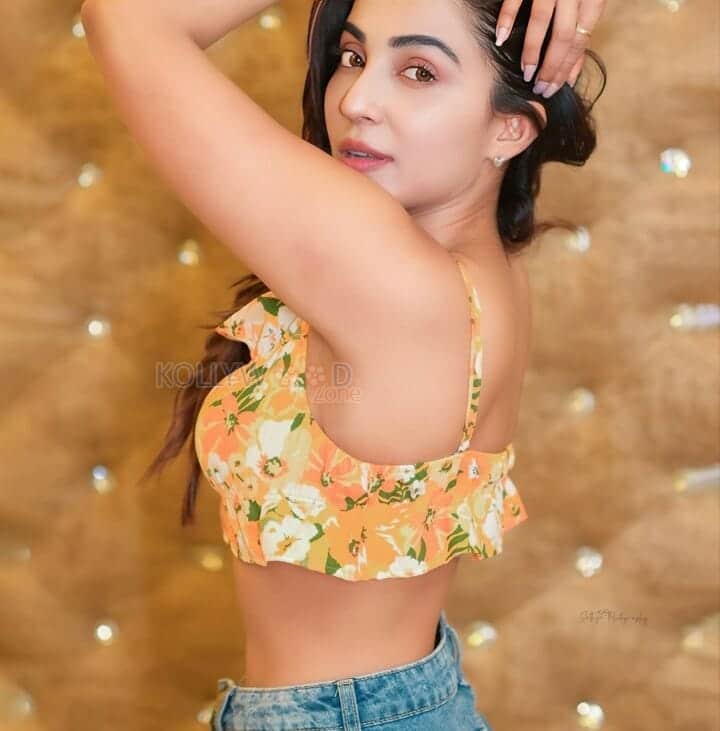 Rubam Movie Actress Parvati Nair Sexy Photoshoot Stills 03