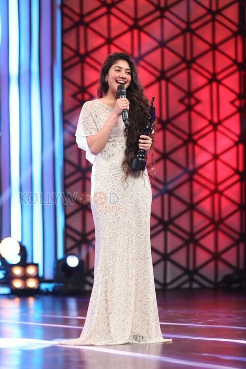 Sai Pallavi At Filmfare Awards Photos