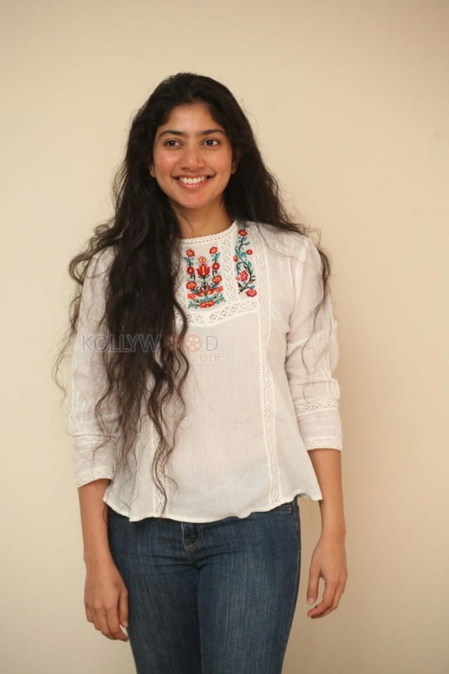 Sai Pallavi at Love Story Movie Interview Pictures 31
