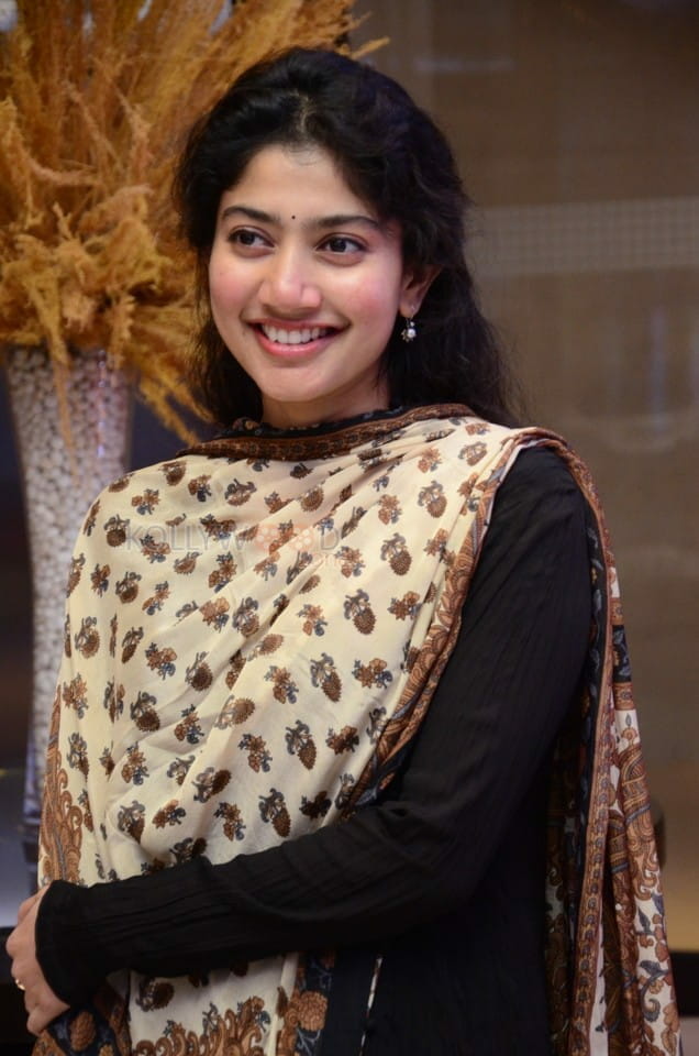 Sai Pallavi at Love Story Success Meet Photos 03