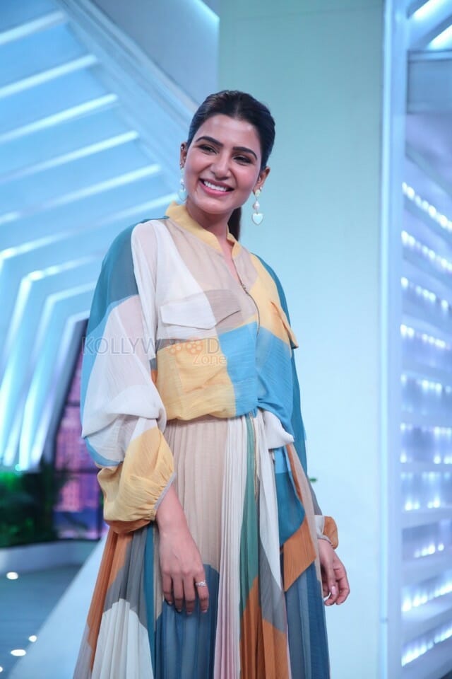 Samantha Akkineni At The Launch Of Her New Talk Show Sam Jam Photos