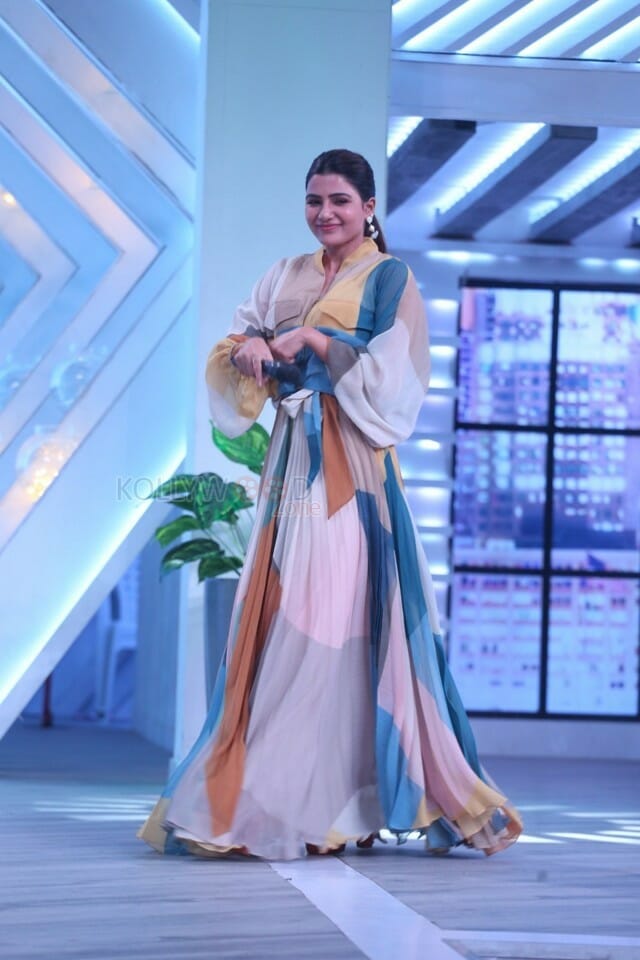 Samantha Akkineni At The Launch Of Her New Talk Show Sam Jam Photos