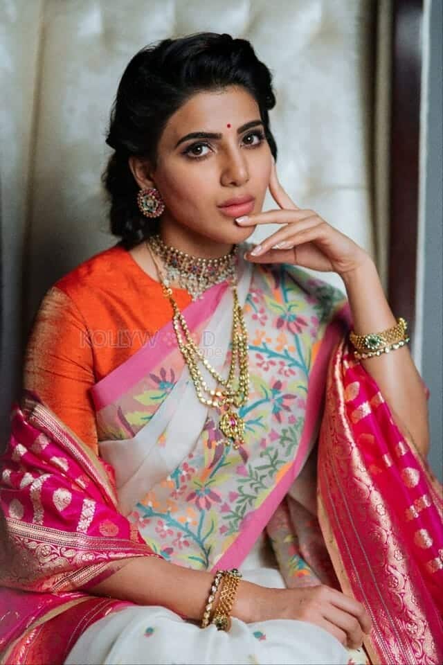 Samantha Ruth Prabhu in Orthodox Saree 01