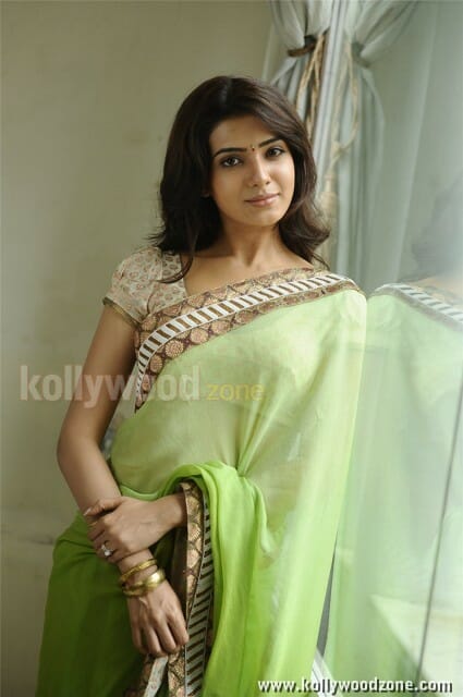 Samantha Sexy In Saree Pictures