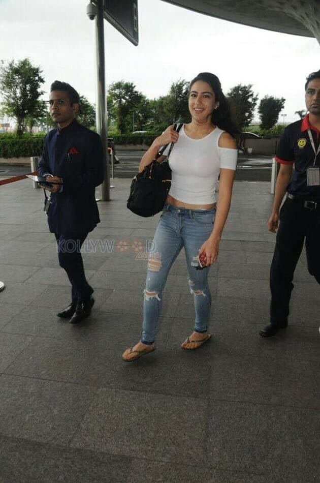 Sara Ali Khan Photos