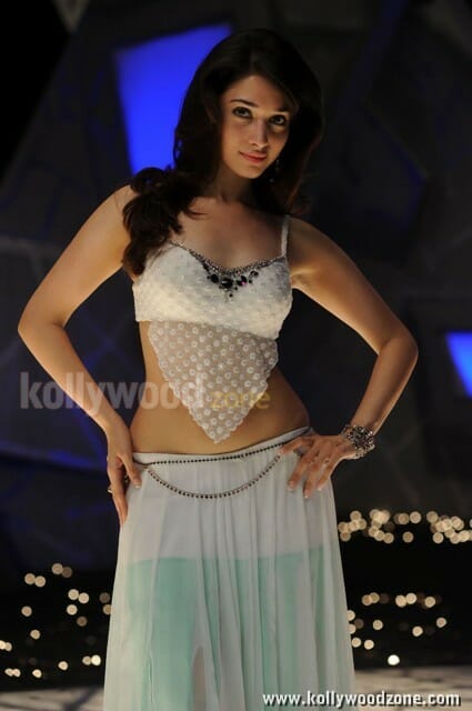 Sexy Actress Tamanna Hot Pictures