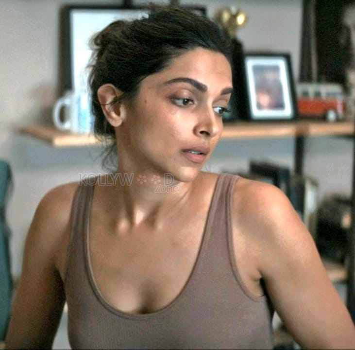 Sexy Deepika Padukone in a Brown Scoop Neck Tank Top Pictures 01