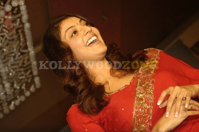 Sexy Kajal Agarwal Pictures