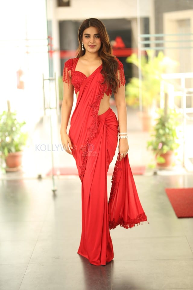 Sexy Nidhhi Agerwal at Hari Hara Veera Mallu Interview Photos 57