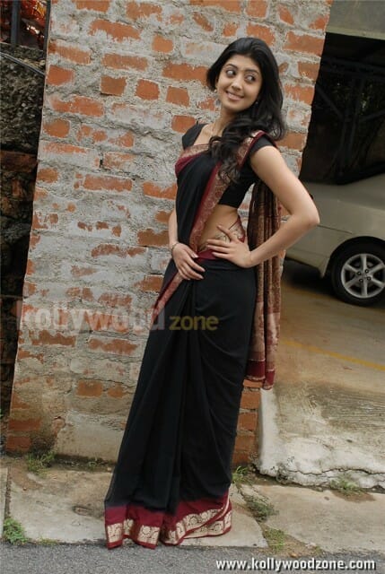 Sexy Praneetha In Black Saree Photos