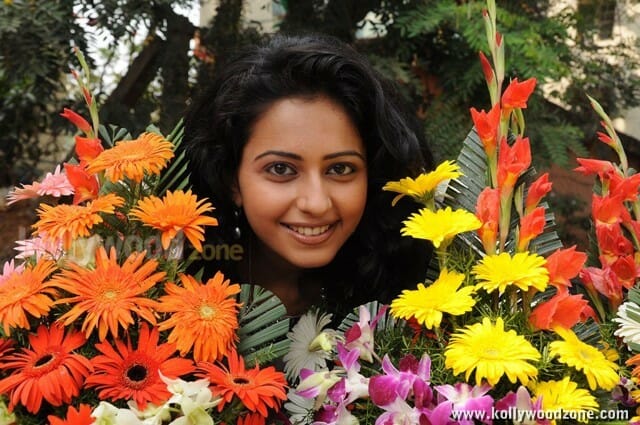 Sexy Rakul Preet Singh In Yuvan Movie Stills