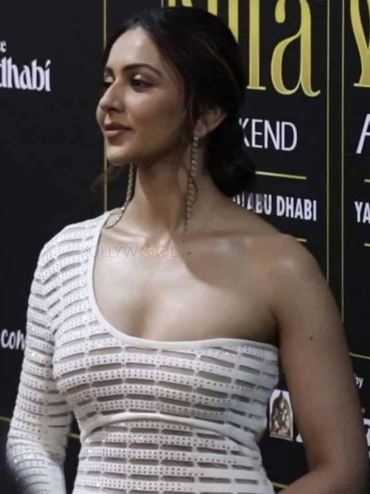 Sexy Rakul Preet Singh in a See Through Dress at IIFA Awards Pictures 03