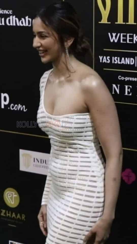 Sexy Rakul Preet Singh in a See Through Dress at IIFA Awards Pictures 04