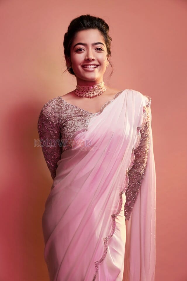Sexy Rashmika Mandanna in a Pink Saree Photoshoot Pictures 03