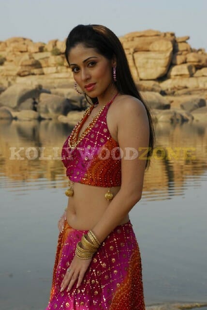 Sexy Sada Actress Stills