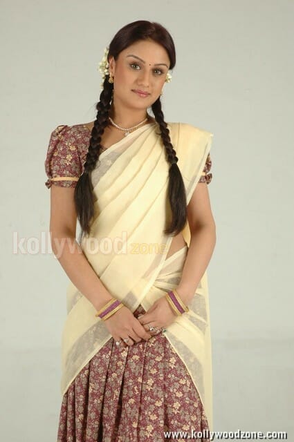 Sonia Agarwal Latest Pictures