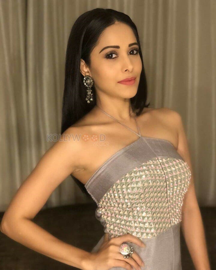 Sonu Ke Titu Ki Sweety Actress Nushrat Bharucha Photos