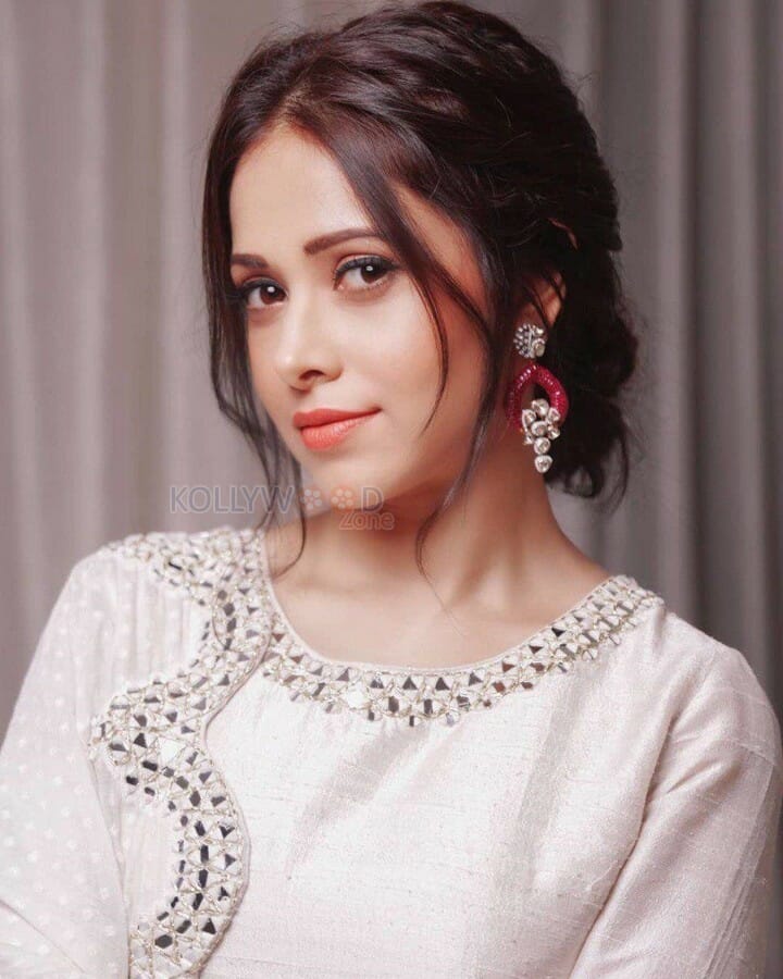 Sonu Ke Titu Ki Sweety Actress Nushrat Bharucha Photos