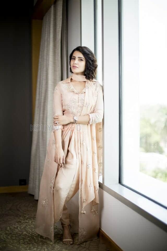 South Actress Samantha Akkineni Photoshoot Pictures 06