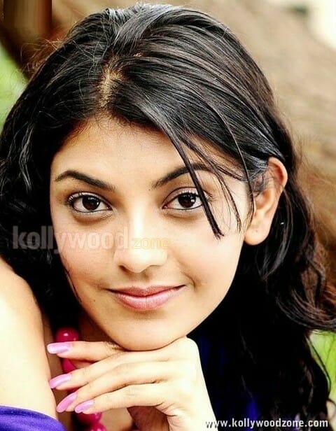 South Indian Actress Kajal Agarwal Sexy Photos