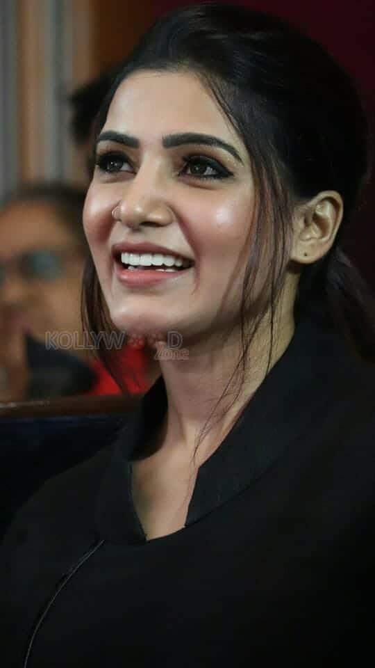 South Indian Actress Samantha Akkineni Photos 01