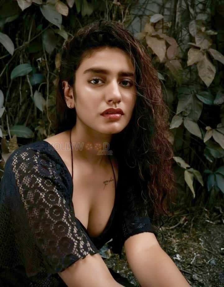 Spicy Priya Prakash Varrier Showing Cleavage in Black Picture 01