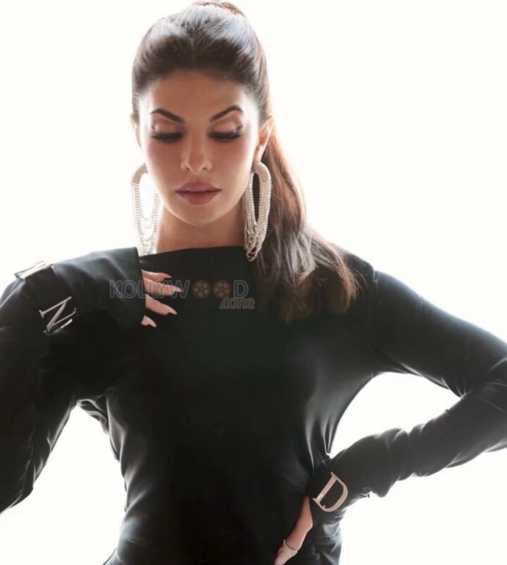 Sri Lankan Actress Jacqueline Fernandez in a Black Leather Dress Photoshoot Pictures 09