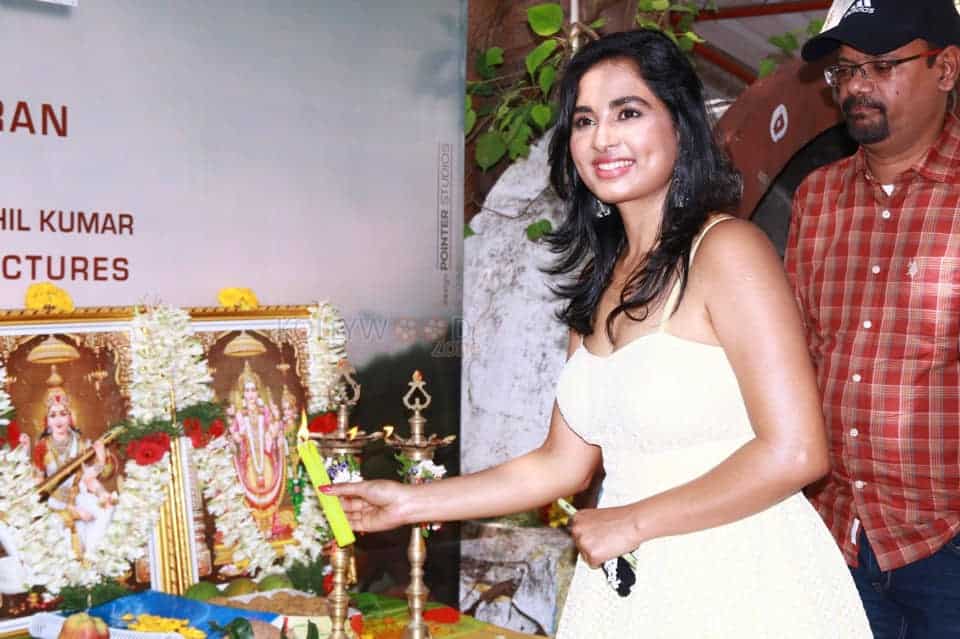 Srusti Dange at New Movie Poojai 01