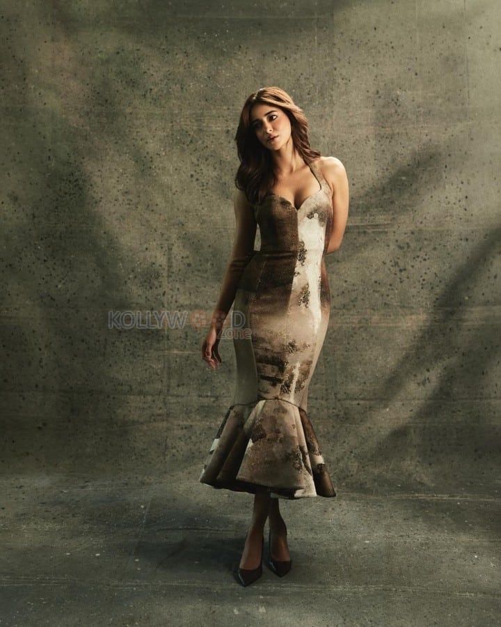 Stunning Ananya Panday in a Soft Brown Beige Mermaid Dress Photos 07