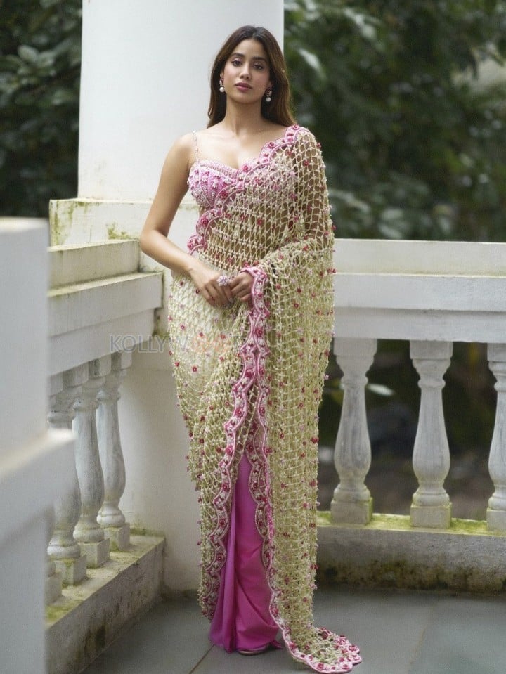 Stunning Janhvi Kapoor in a Pink Floral Embroidered Saree with a Sleeveless Pink Bralette Blouse Photos 10