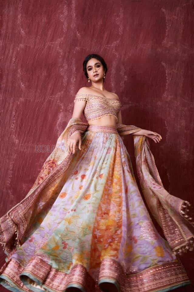 Stunning Keerthy Suresh in a Multicolored Lehenga Photos 05